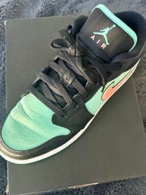 Nike Air Jordan Low in Teal, Black & Coral Accent